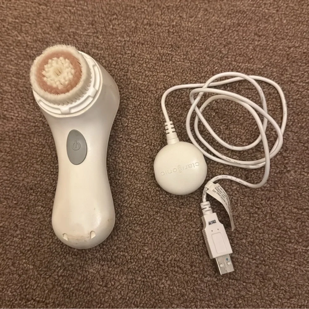 Clarisonic Mia 1 cleansing brush - Picture 2 of 7